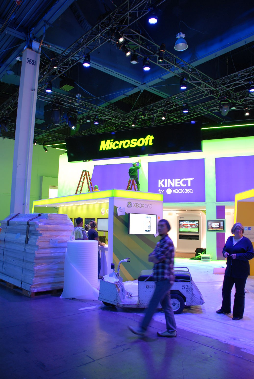 MS_booth_CES_2012
