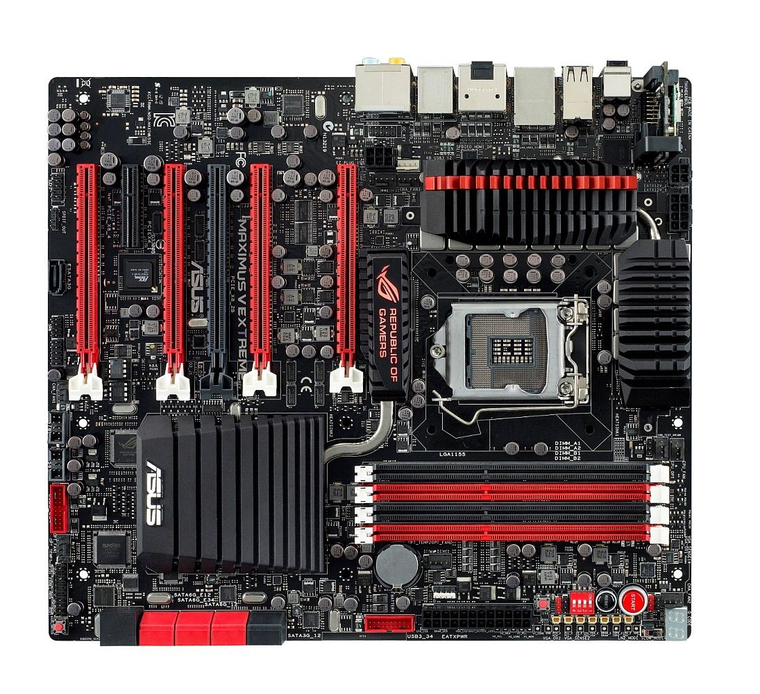 Что такое материнская плата. Материнская плата ASUS extreme. Fusion материнская Maximus extreme. ASUS Rampage 1155. E-ATX Материнские платы.