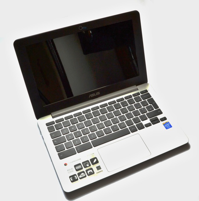 ASUS Chromebook C200 3D