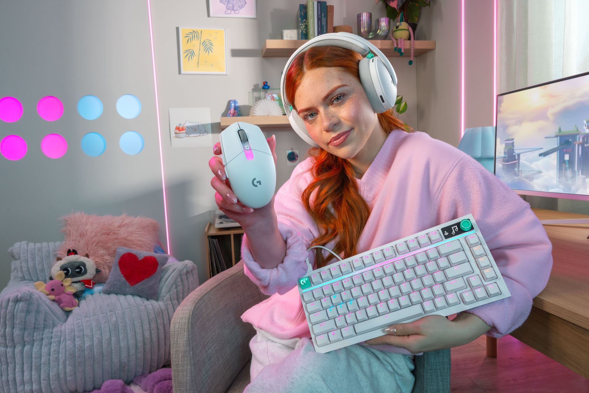 Logitech G PLAY 2026: nová esportová séria PRO, mikrofón Yeti 2 a volant RS50 vo farbách McLaren